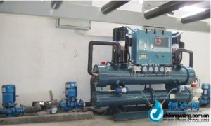  谷輪并聯(lián)水冷機(jī)組 